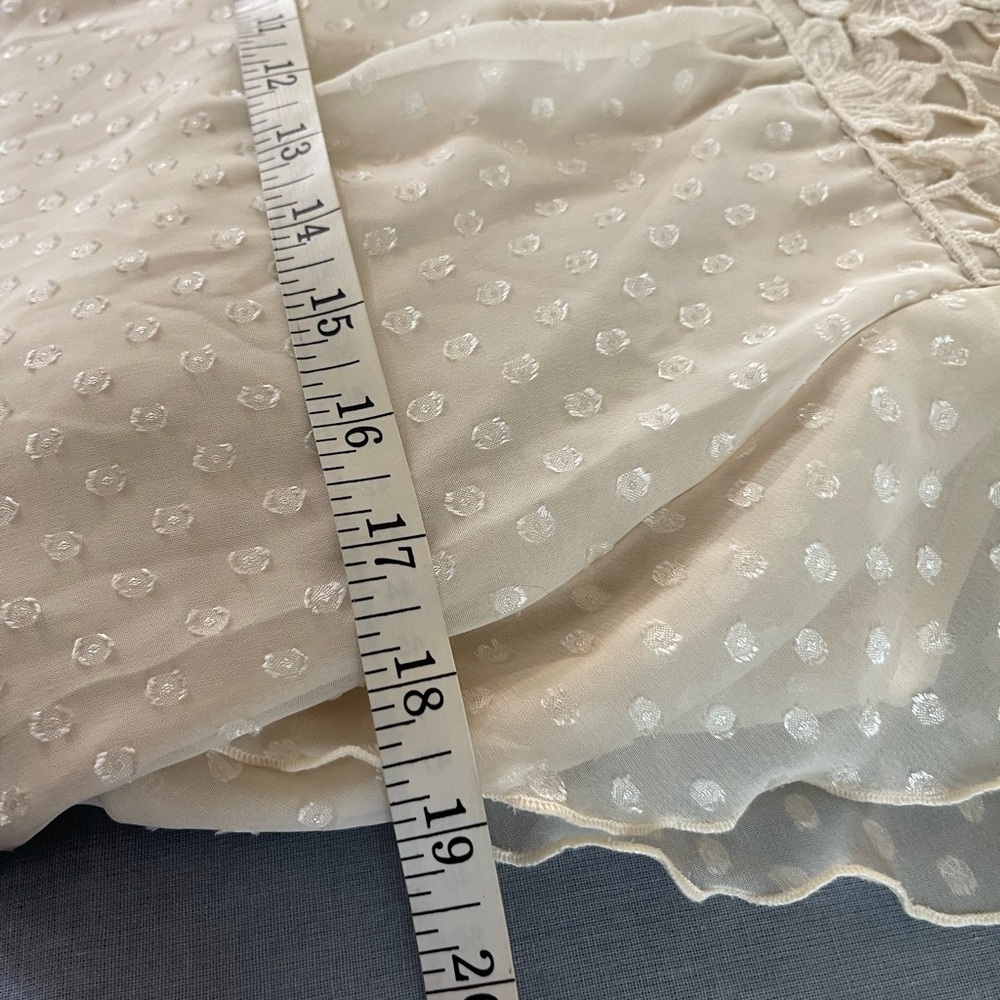Cream Polka Dot fairycore Lace Trim Blouse size Medium NWT - Picture 7 of 7